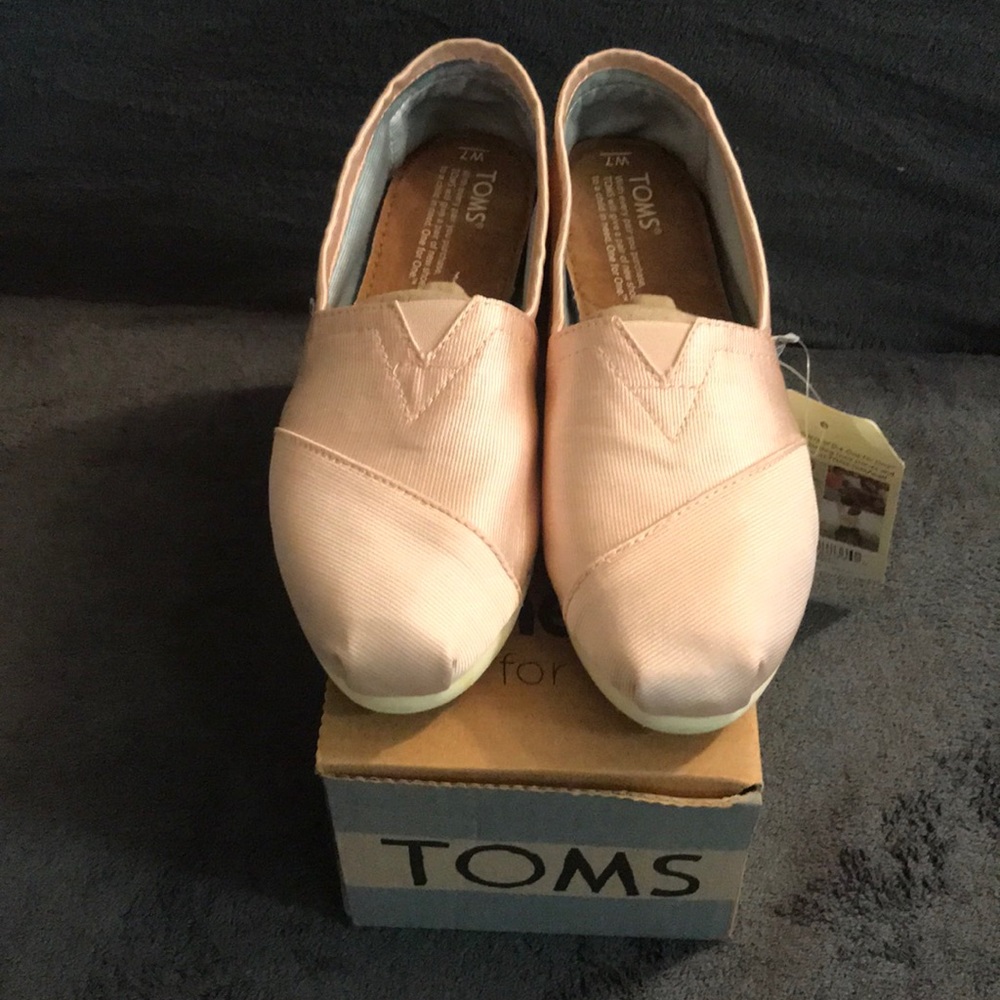 ❌❌SOLD❌❌ Pink Grosgrain TOMS